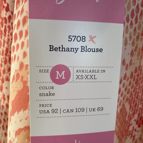 cabi Bethany Blouse - Size M - New, never worn, with tag. - Picture 6 of 8